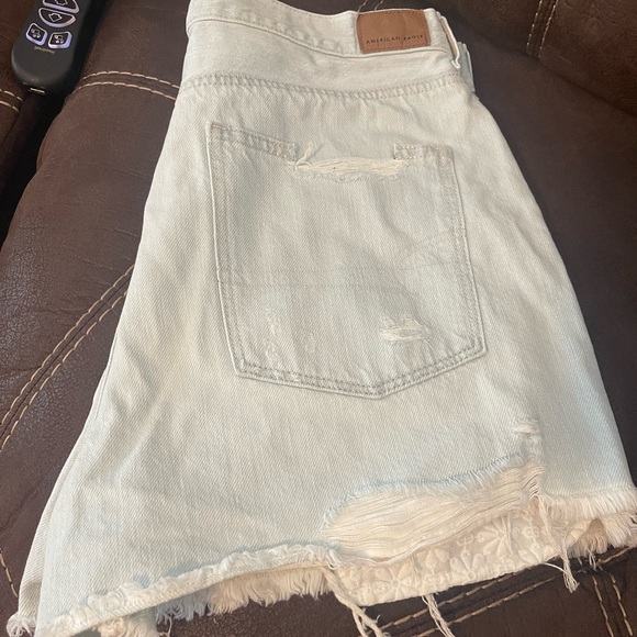 Super Hi-Rise Festival AE Denim Shorts! 🌊 - Picture 3 of 6